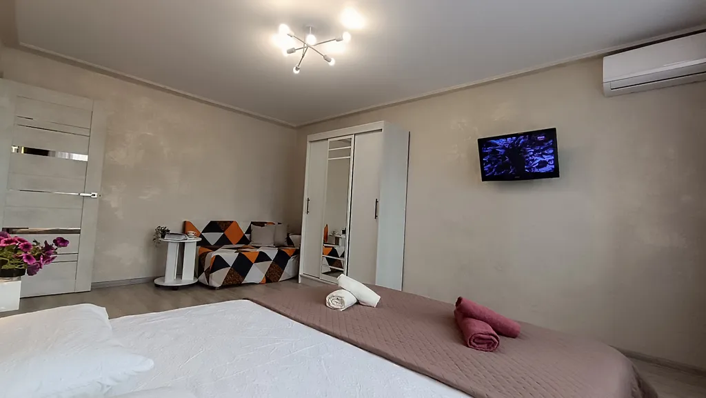 Чудесная квартира с двумя балконами и шикарным видом