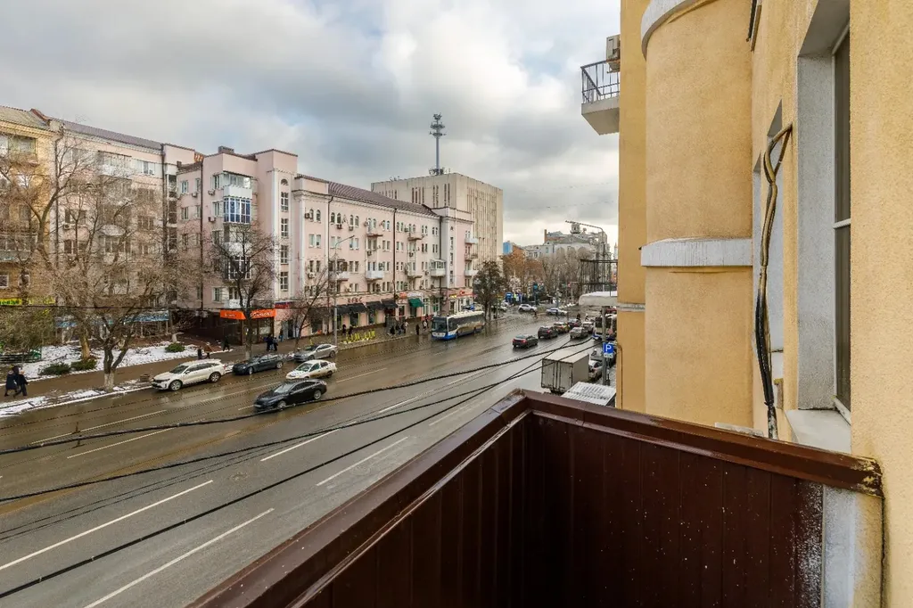 Уютнaя квapтирa в центpe гopoда, стаpый фонд