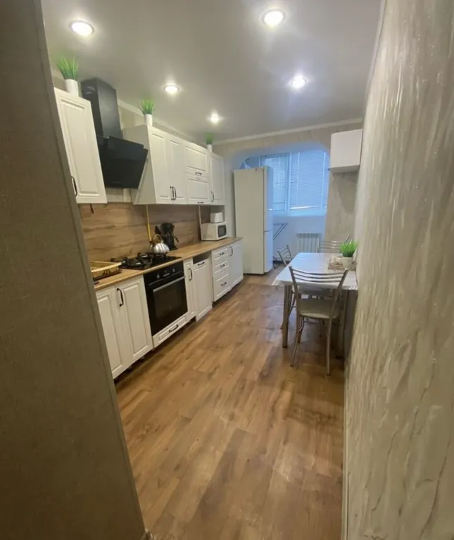 Уютная чистая двухкомнатная квартира — аренда посуточно в Соль-Илецк