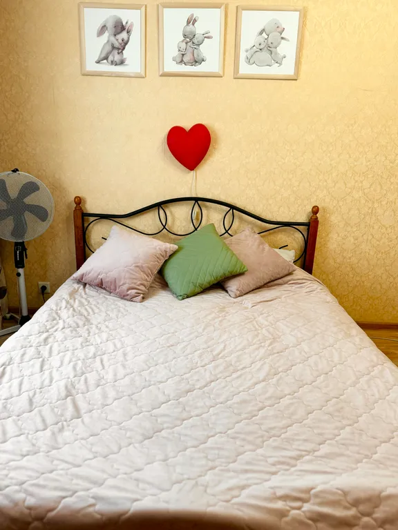 Просторная 2-к квартира в центре города возле парка