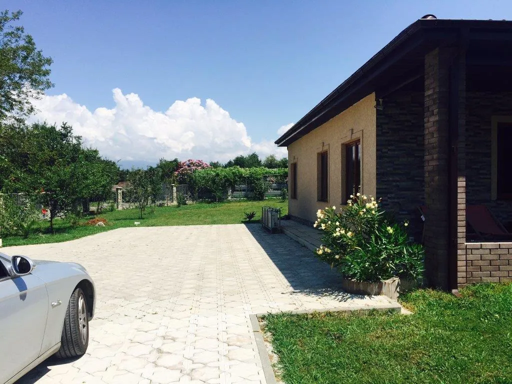 Вилла с бассейном