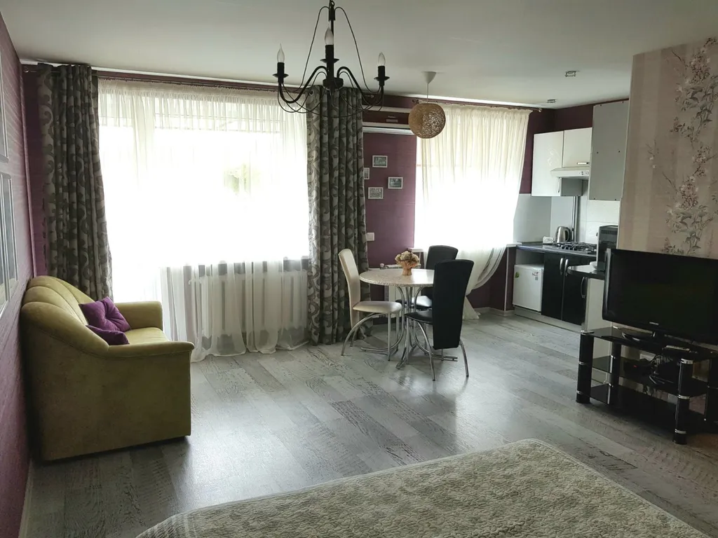 Уютная квартира-студия в тихом месте центра города