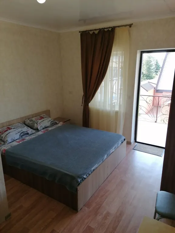 Квартира Квартира Четырехместный номер с удобствами — Ейск