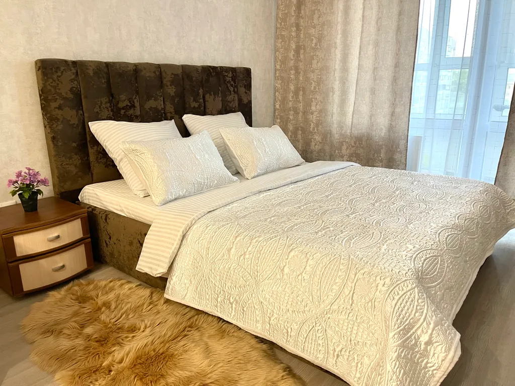 1-комнатная квартира в ЖК Мирный возле ТЦ Galaxy