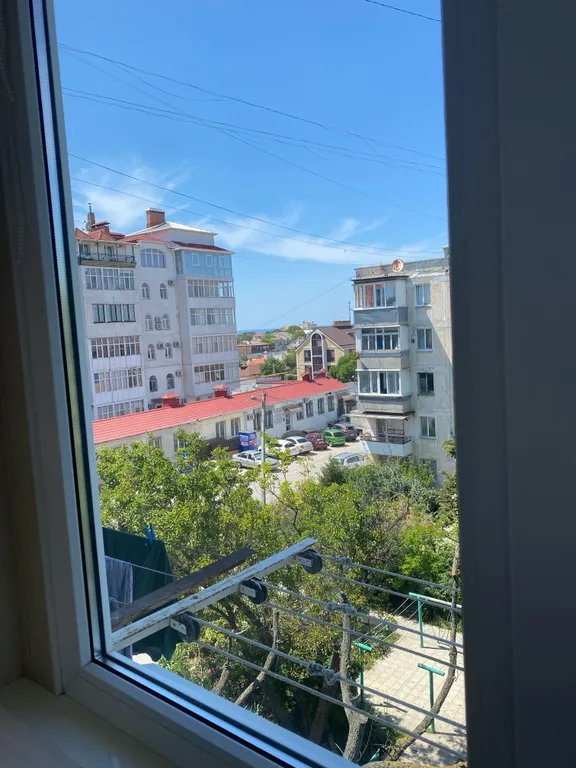 Квартира 3-комнатная Квартира — Севастополь