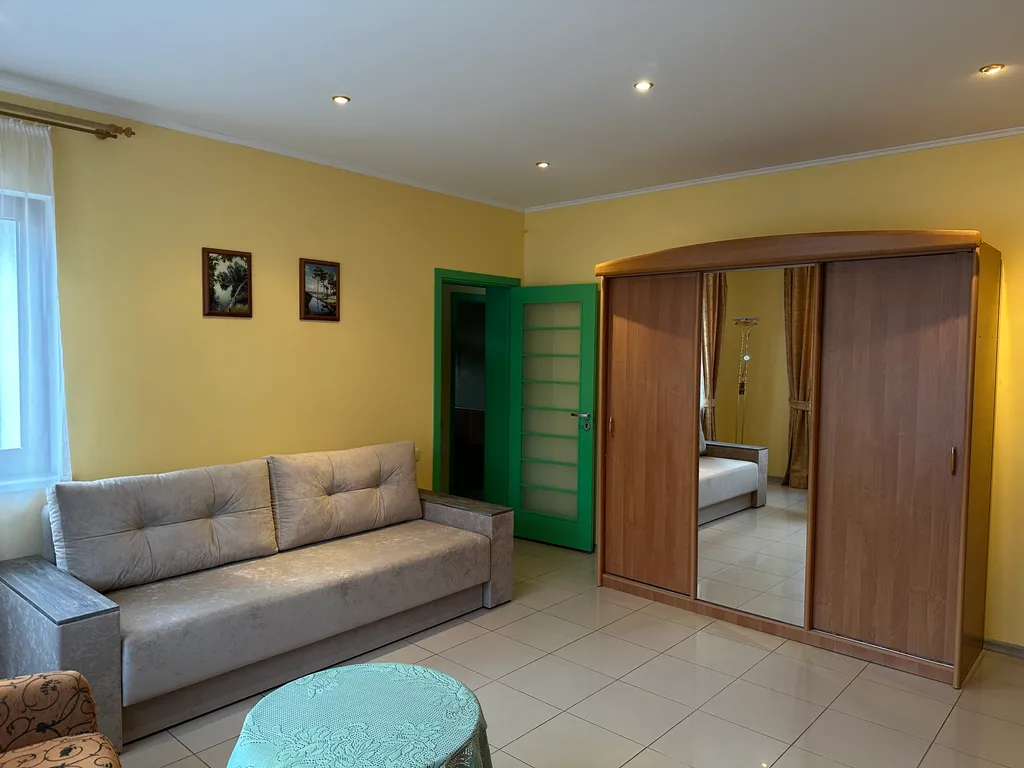 Дом для отдыха в зелёной части города