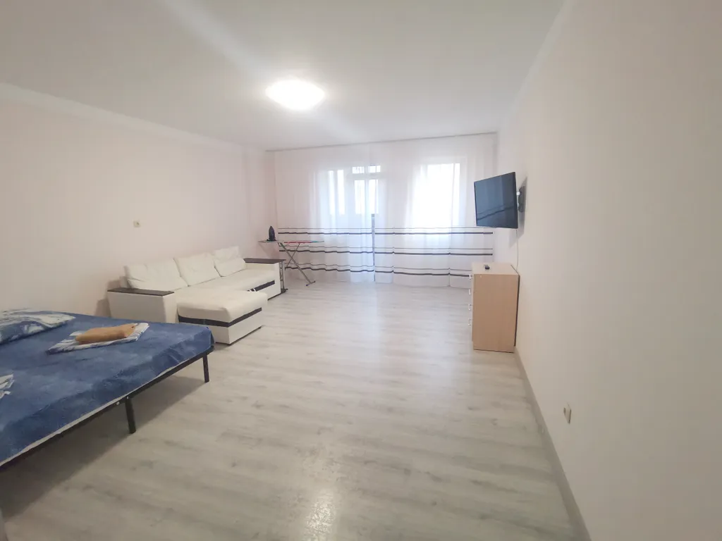 Большая 3-комнатная квартира