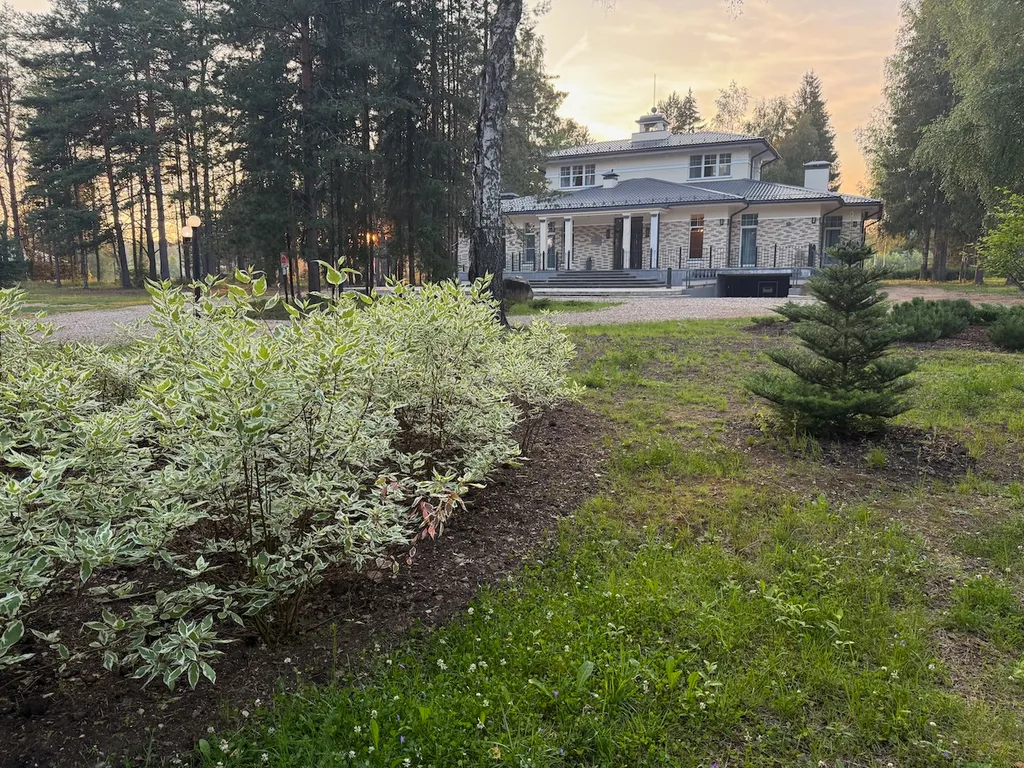 Коттедж Бутик Граве Отель — Боровичи