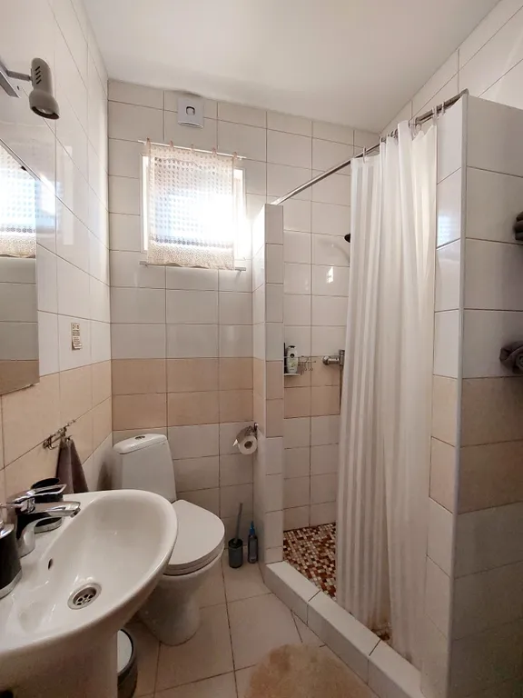 Двухуровневая квартира с выходом в сад