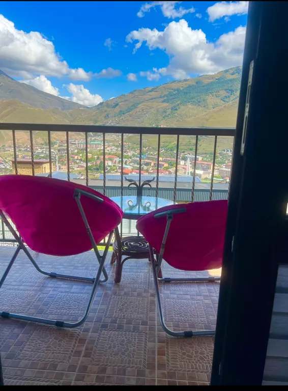 2-этажный дом с прекрасным видом на горы