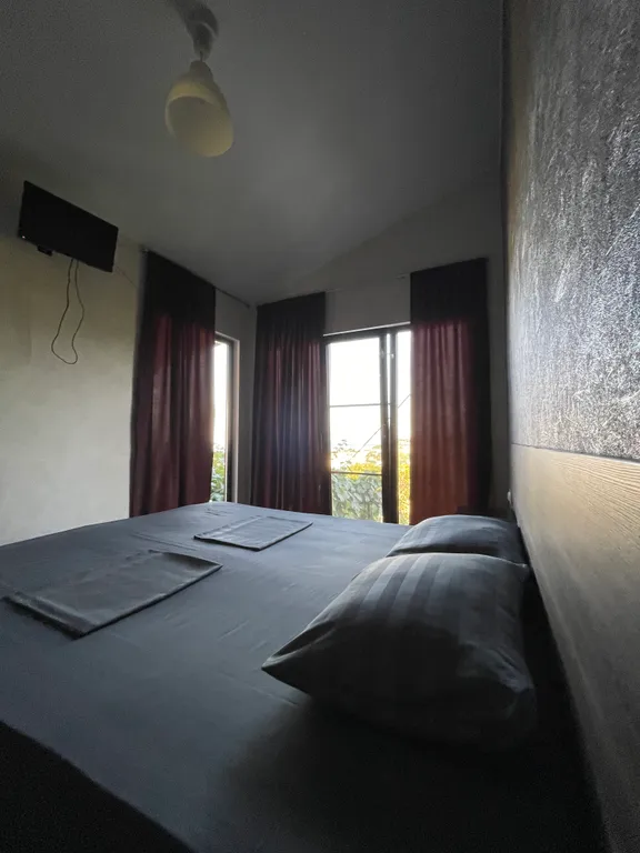 Квартира Квартира 3-местный номер с видом на море, город и горы — Лазаревское