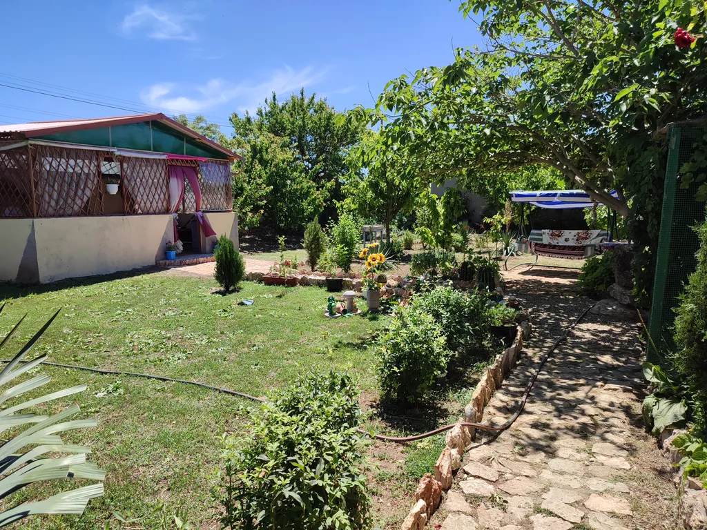 Двух местный номер, с отдельным входом