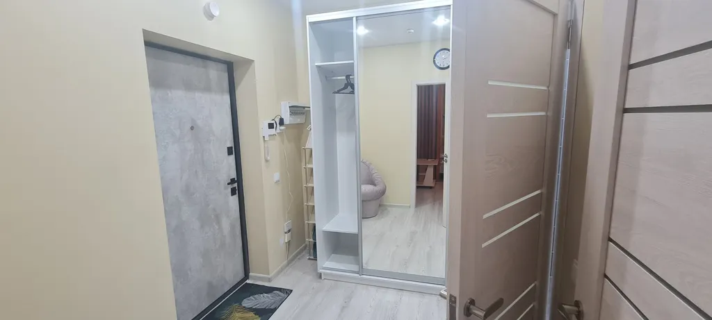 Уютная квартира-студия в новом ЖК недалеко от центра города