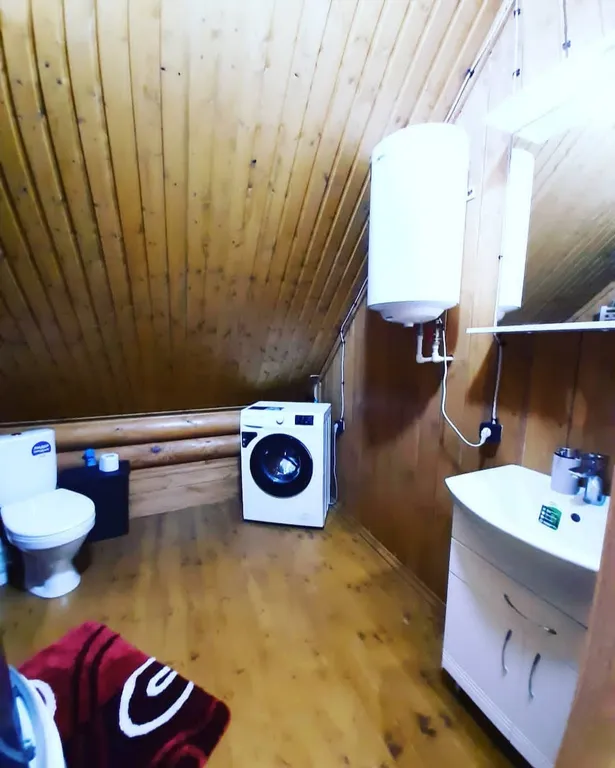 Квартира Мансардная квартира-студия в доме из сруба — Севастополь