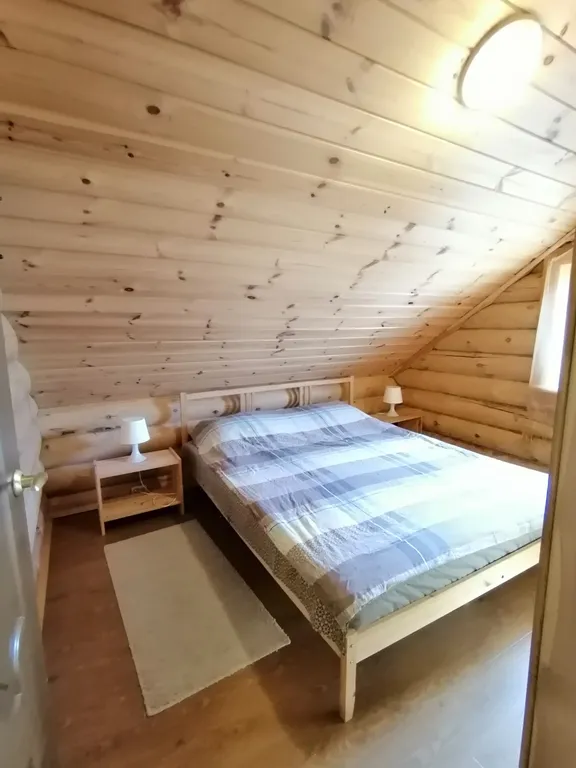 Уютный коттедж с видом на озеро