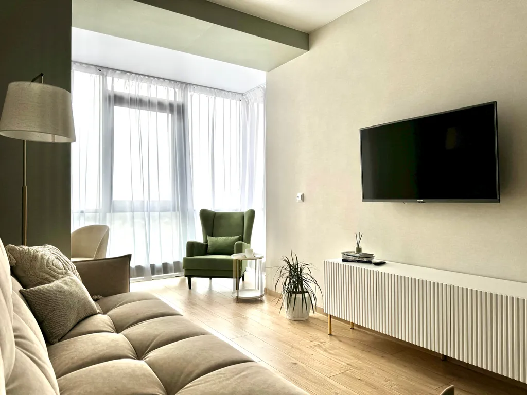 2-комнатная квартира в ЖК Скандис Озеро около ТРЦ Планета