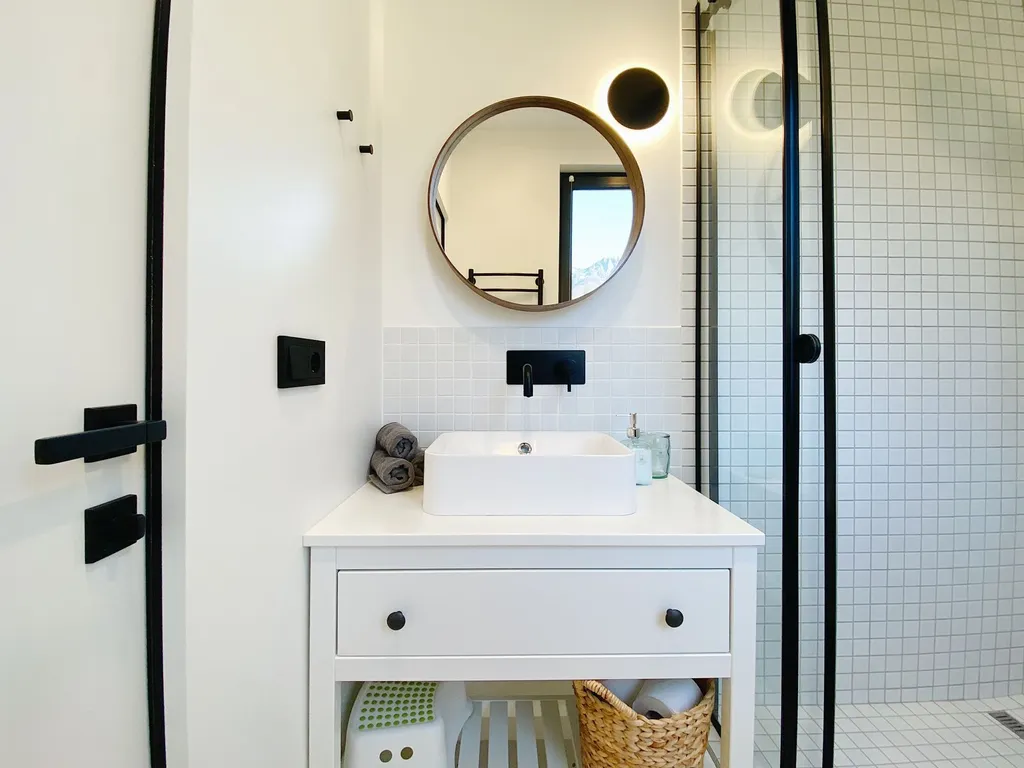 Апартамент с балконом и видом на горы