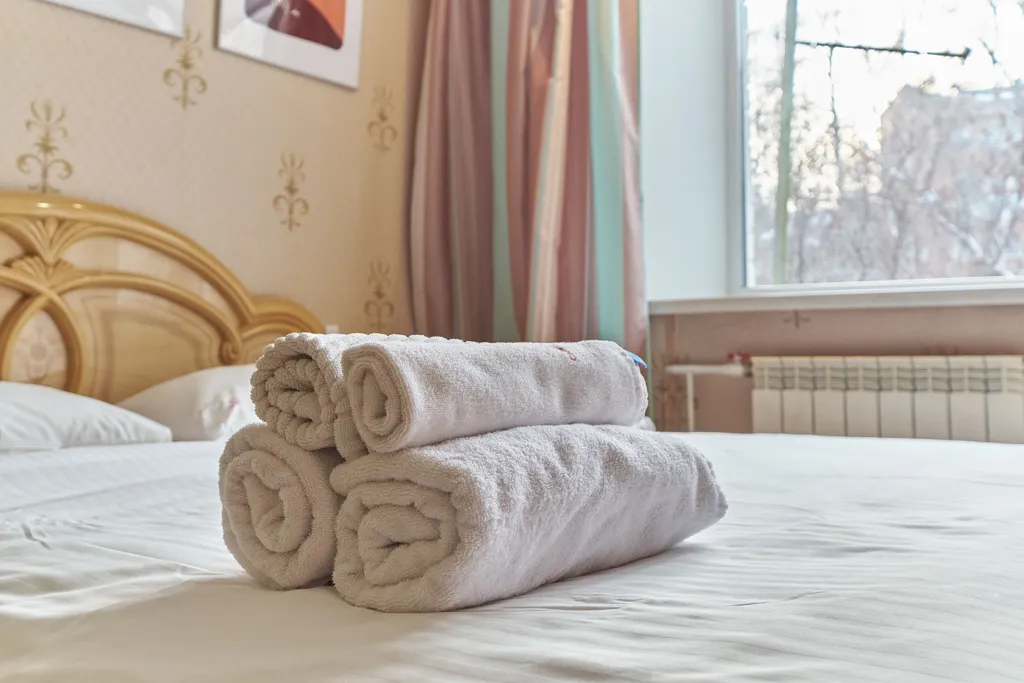 Студия с большой ванной в тихом районе у центра