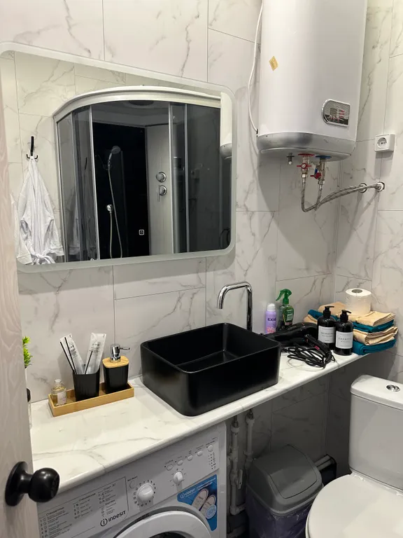 Теплая, современная студия