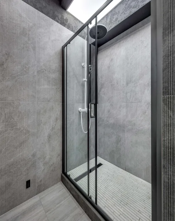 Видовые апартаменты с балконом