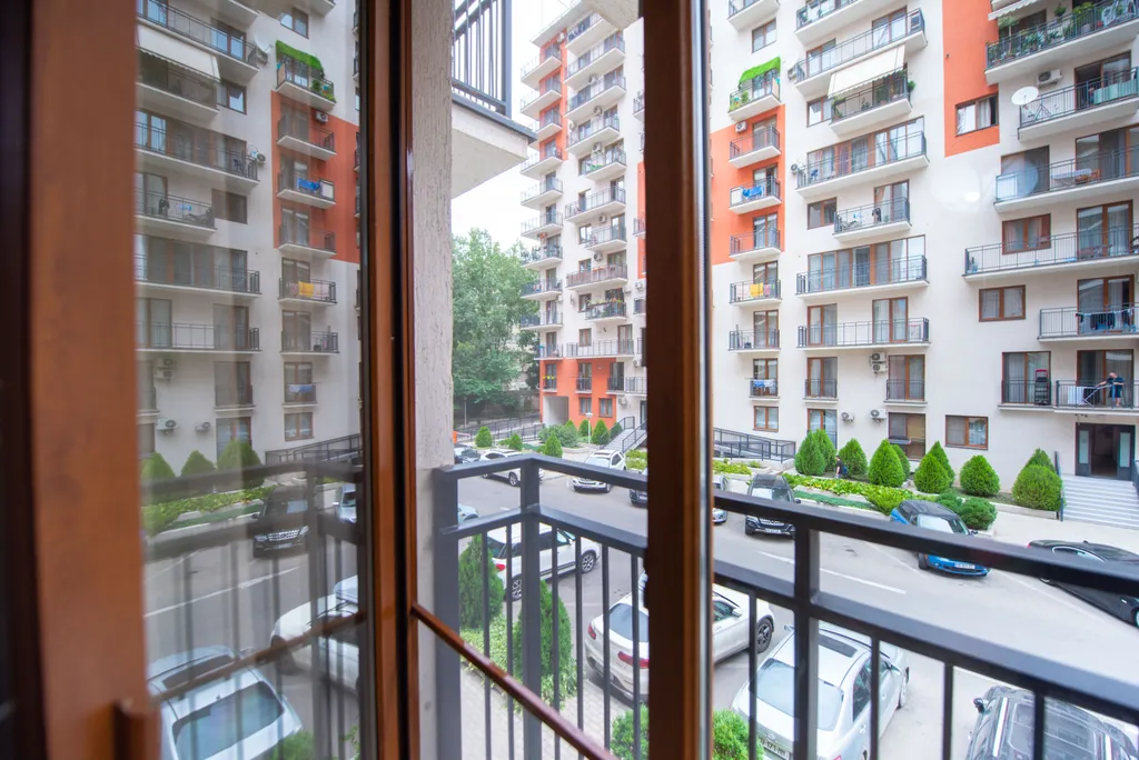 Квартира в семейном комплексе с детской площадкой во дворе