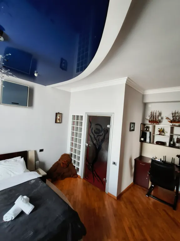 Apartment near metro Xatai