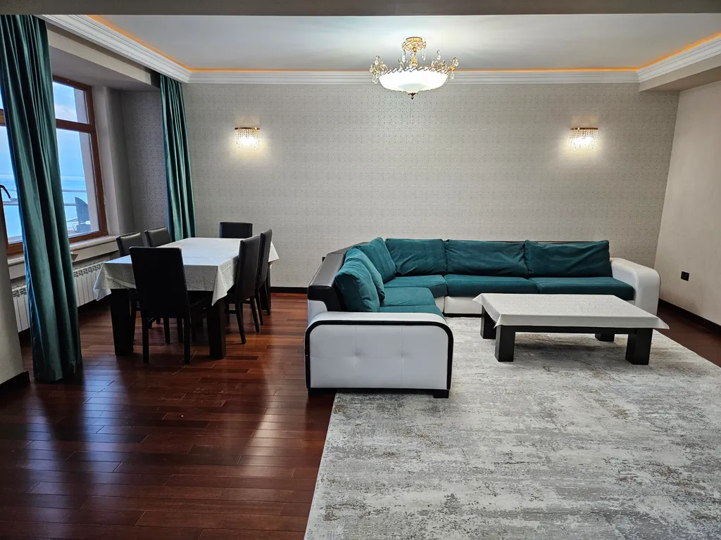 Квартира с видом на море и город