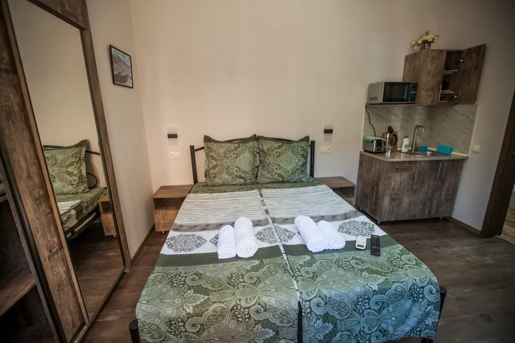 Уютная студия в центре старого Тбилиси