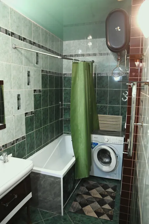 Трёхкомнатная квартира в районе военного госпиталя