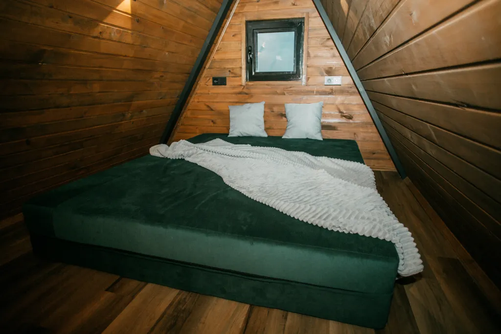 Бурый Медведь