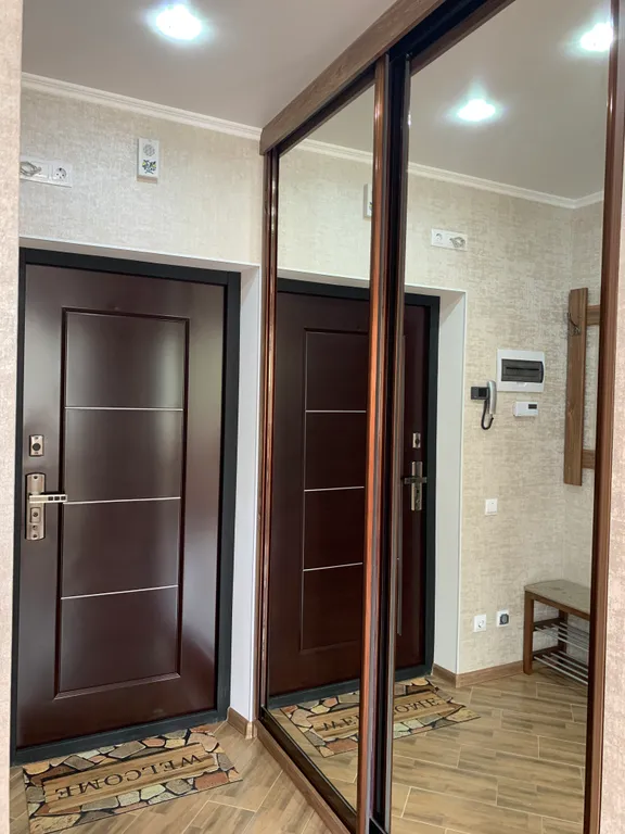 Апартаменты у озера тихое, с видом на лес