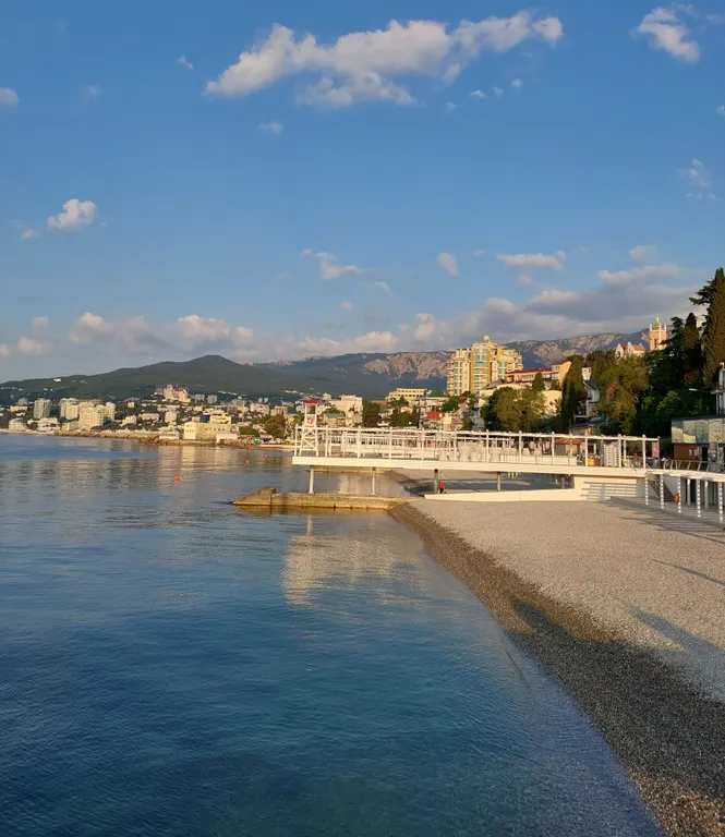 Квартира Квартира Уютный домик возле Массандровского пляжа — Ялта