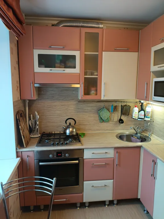 Квартира Уютная, просторная квартира в самом центре города — Тихвин