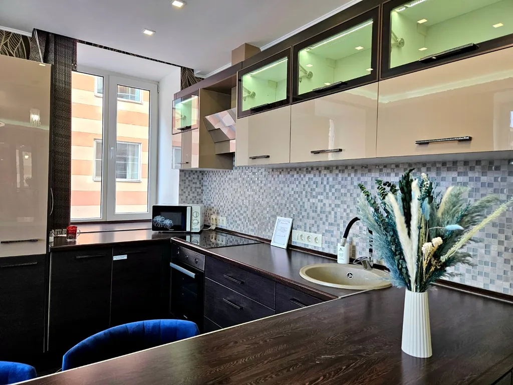 Двухкомнатная рядом с Театром кукол