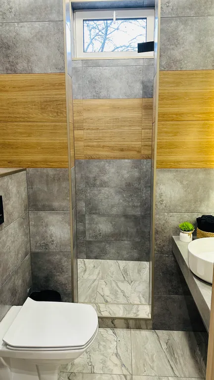 Новый стильный уютный коттедж вблизи от города