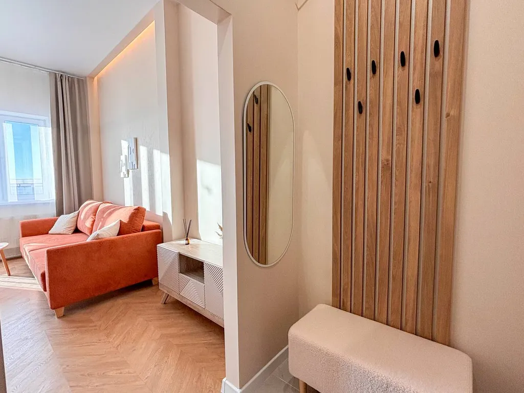 Видовые апартаменты на 21 этаже с панорамным балконом. Пока свободно!