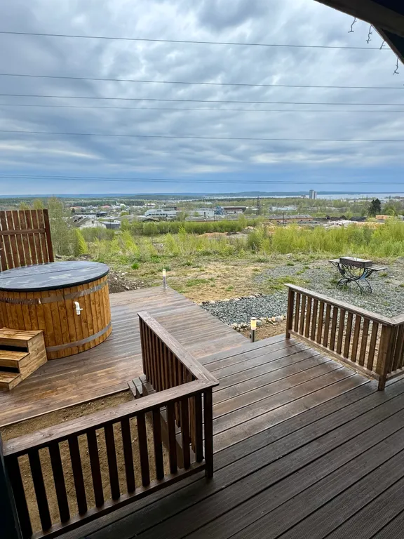 Уютный дом с купелью Фурако прекрасным видом на Онежское озеро и город