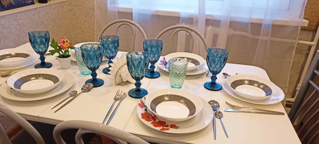 Квартира Квартира Центр города! 3 изолированные комнаты, 3 кровати — Калининград