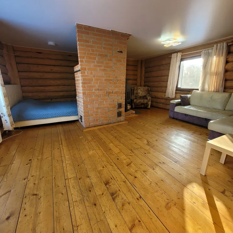 Дом на участке 40 сот.