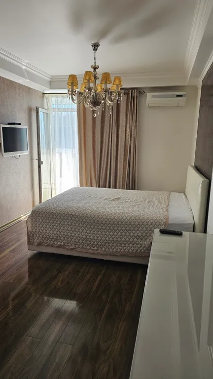 Апартамент с видом на море в центре Сочи