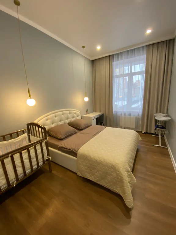 Комфортная квартира с высокими потолками около Корстона