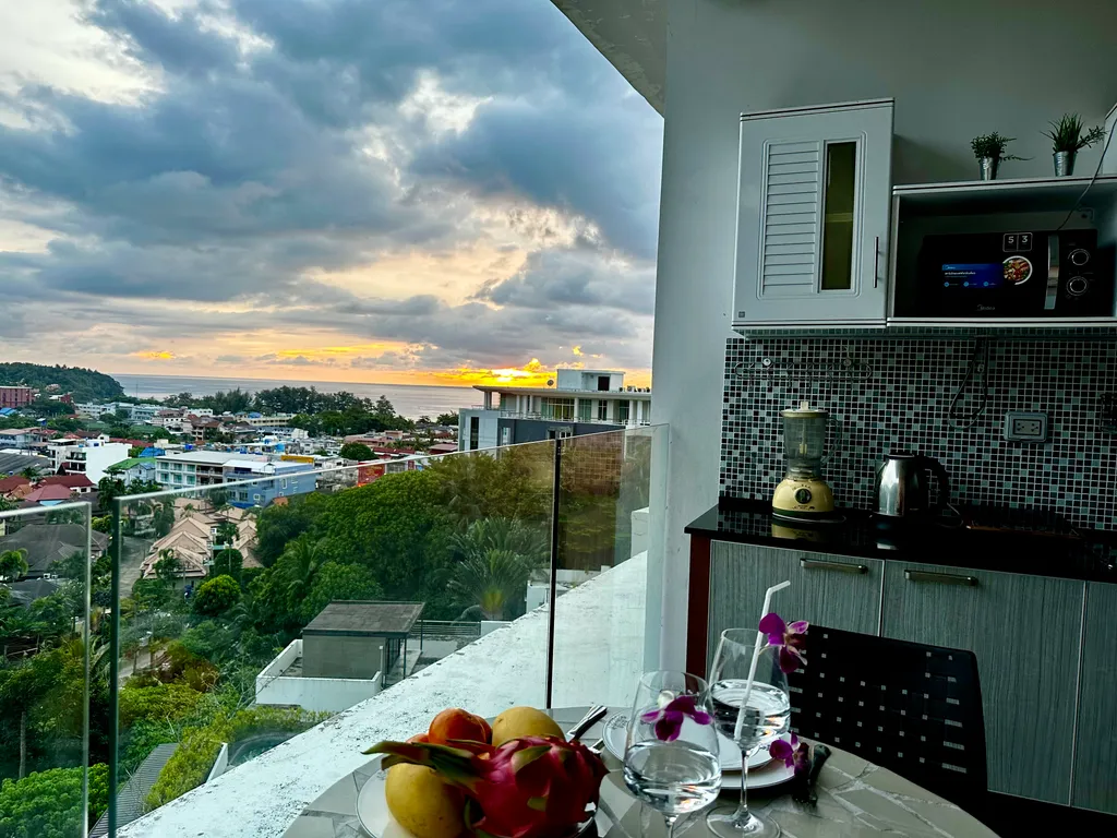 Квартира Видовая студия на пляже Карон — аренда посуточно в Пхукет