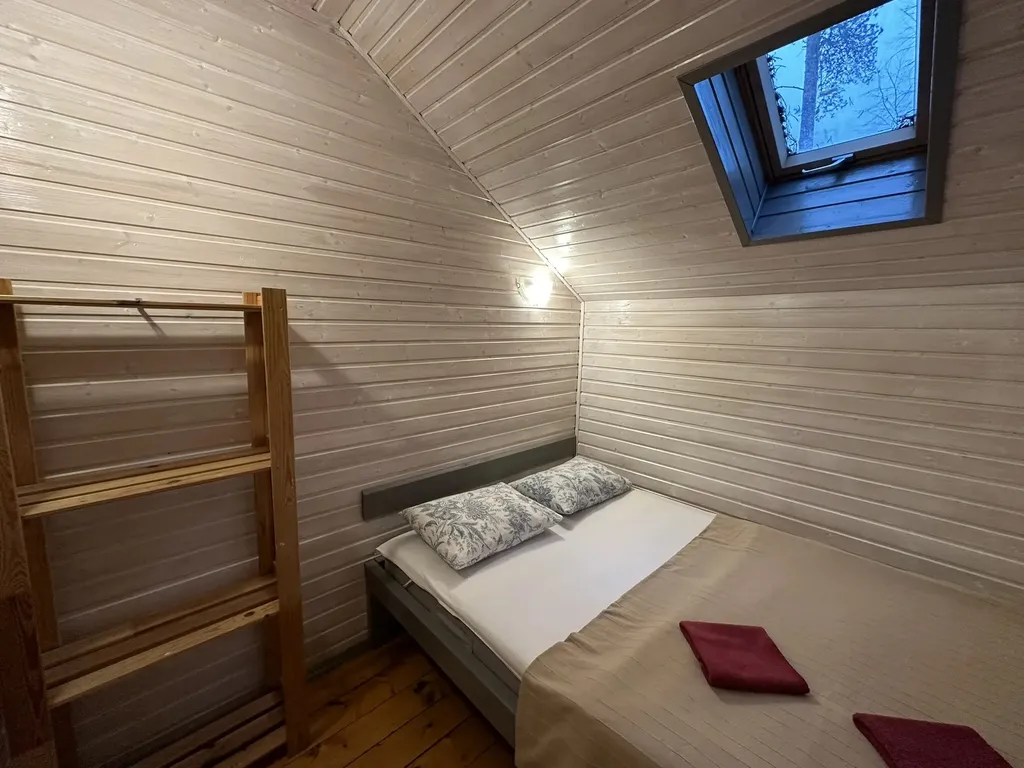 Коттедж Коттедж с просторной гостиной — Вырица