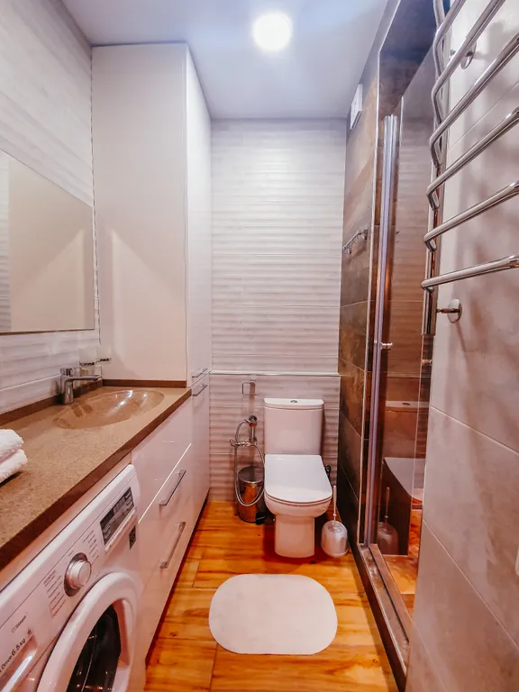 Апартаменты четырёхместные, новые, шикарные, море очень близко