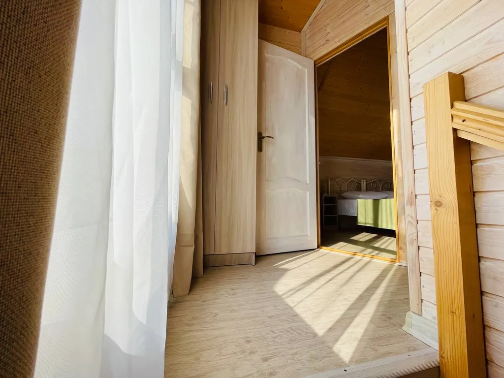 4-комнатный Дом