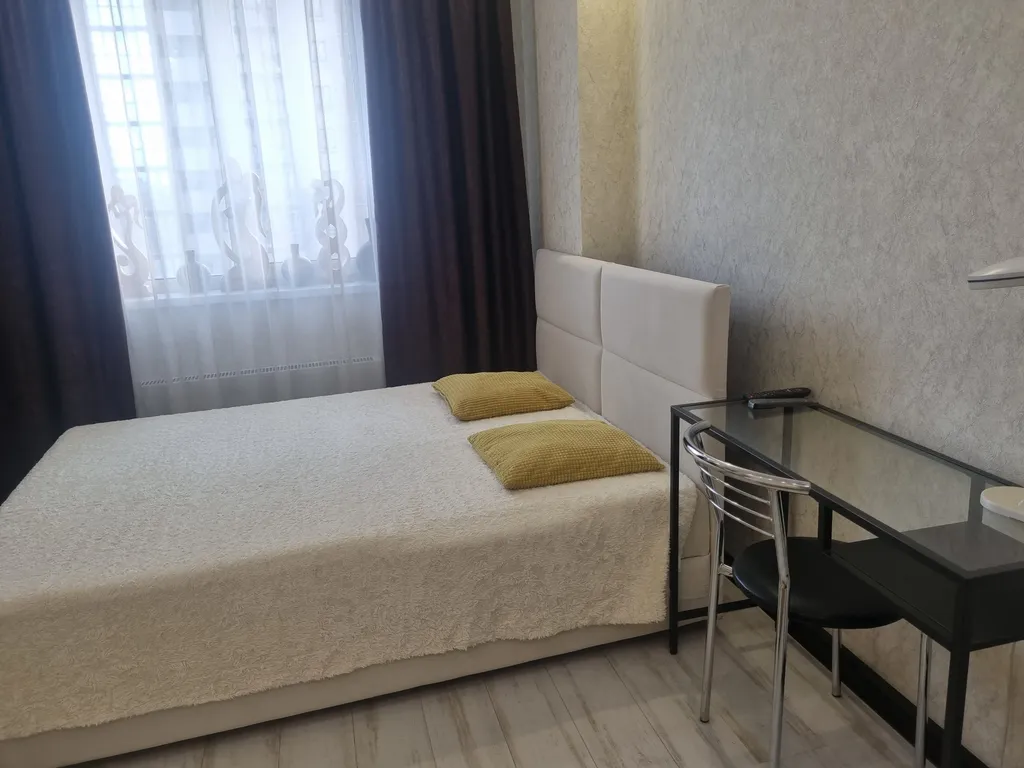 Элитная с джакузи и камином, центр, метро, парк, аква-парк, зоопарк, тцаура