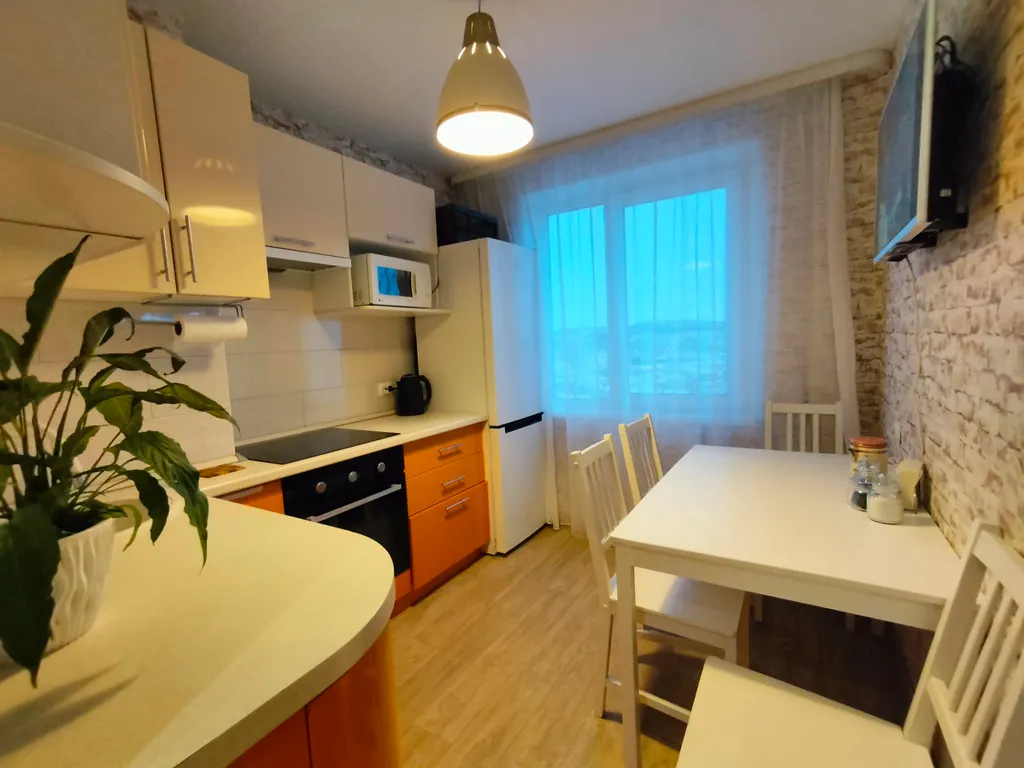 Уютная двухкомнатная квартира с видом на центр города