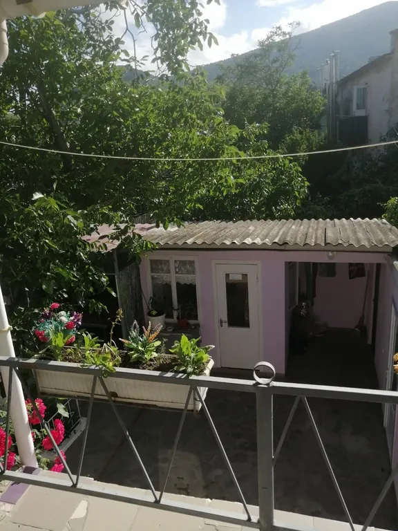 Отдых без посторонних глаз в отдельном дворике