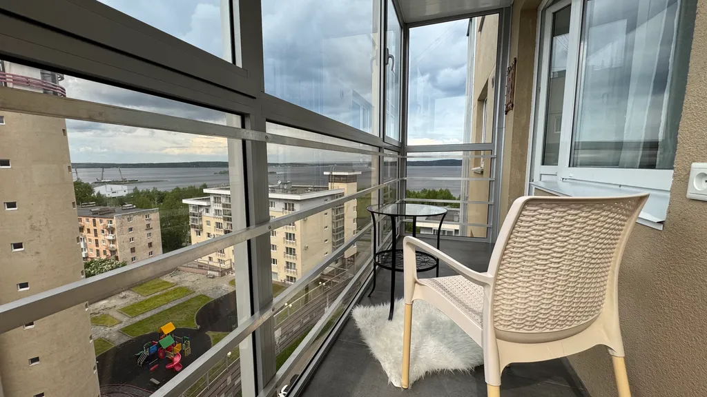 Квартира Светлые апартаменты в центре города с видом на озеро — аренда посуточно в Петрозаводск