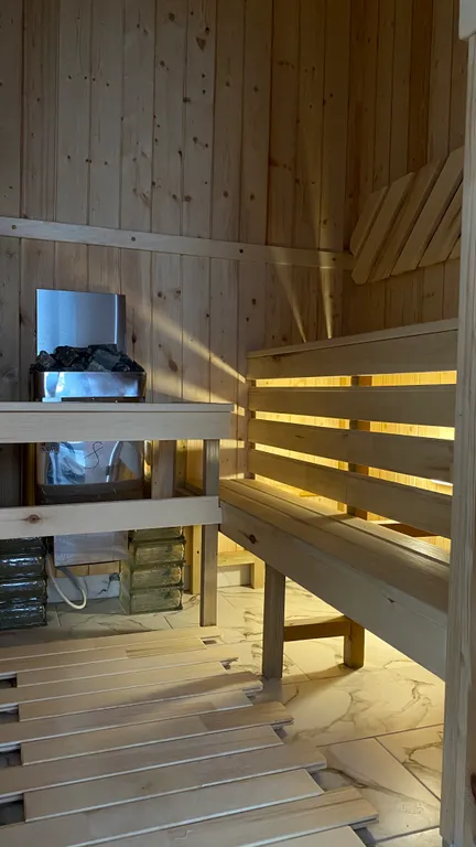 Дом Sainiemi с сауной на окраине Петрозаводска  у Онежского озера